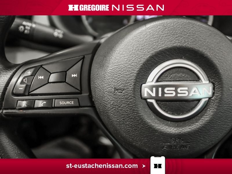 2024 Nissan Kicks White Laval - photo #18