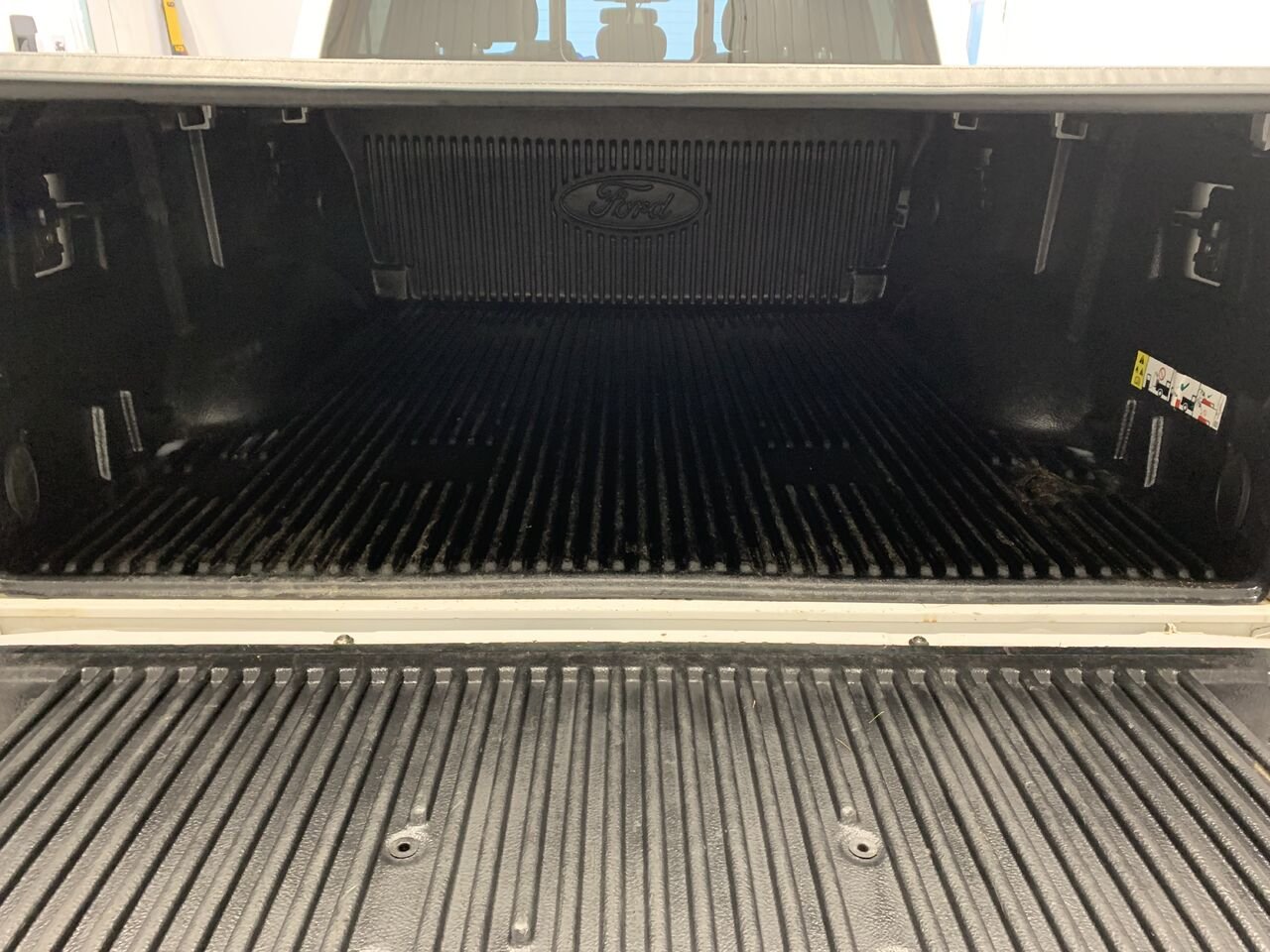 Ford F-150 XLT SPORT SUPERCREW XLT cabine SuperCrew 4RM caisse de 5,5 pi 2019 Blanc Châteauguay - photo #13