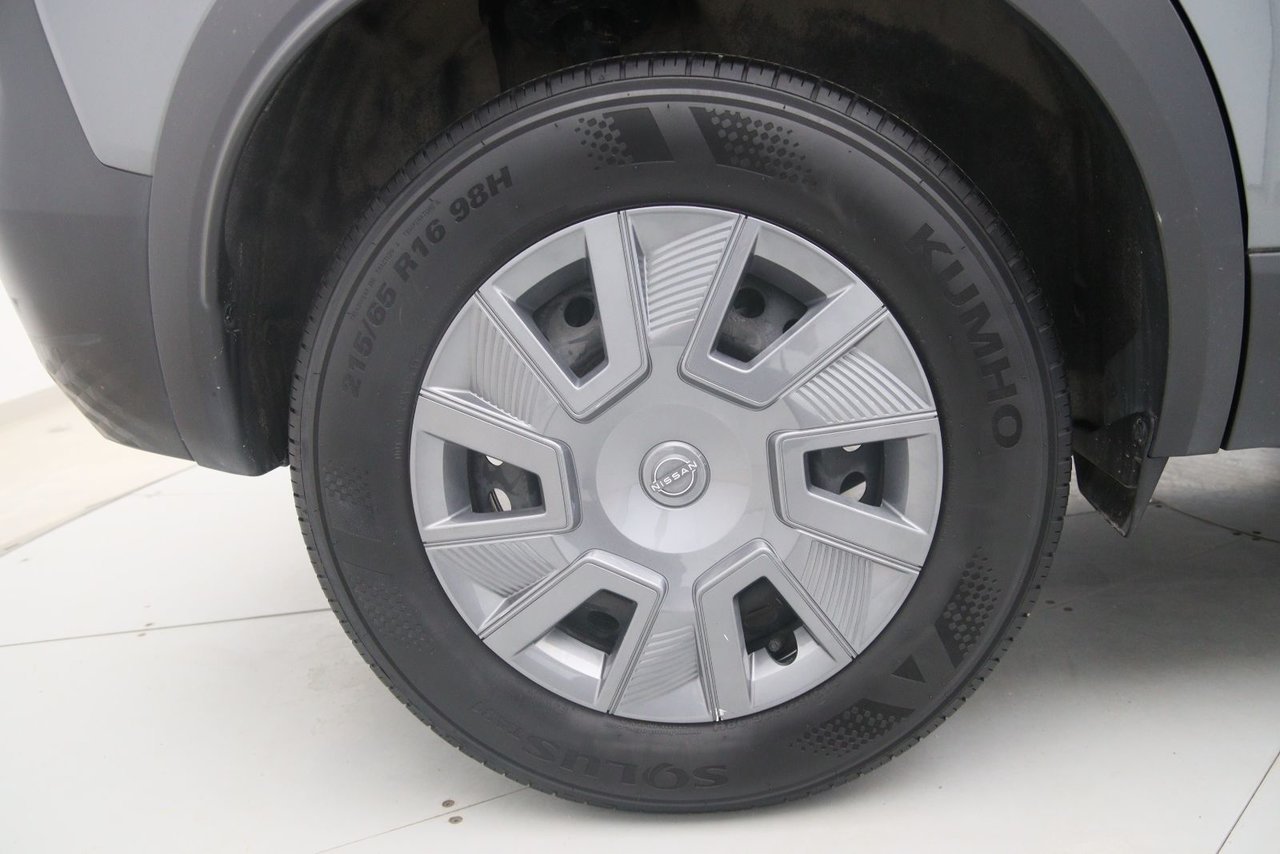 Nissan Kicks S 2025 Gris Baie-Comeau - photo #16