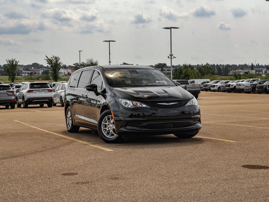 2025 Chrysler Grand Caravan 2025 Black