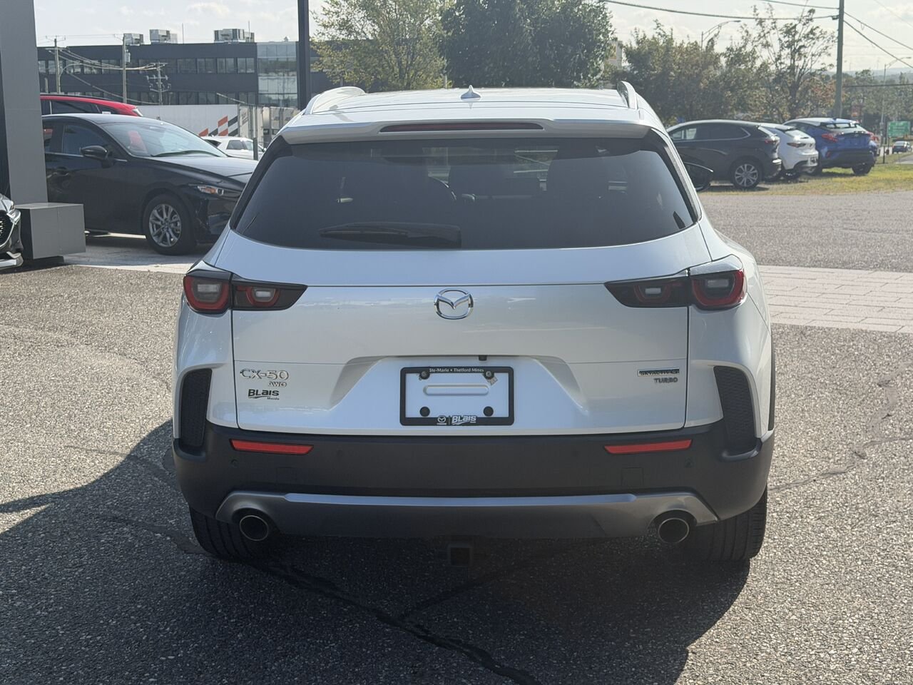 2024 Mazda CX-50 White Ste-Marie - photo #5