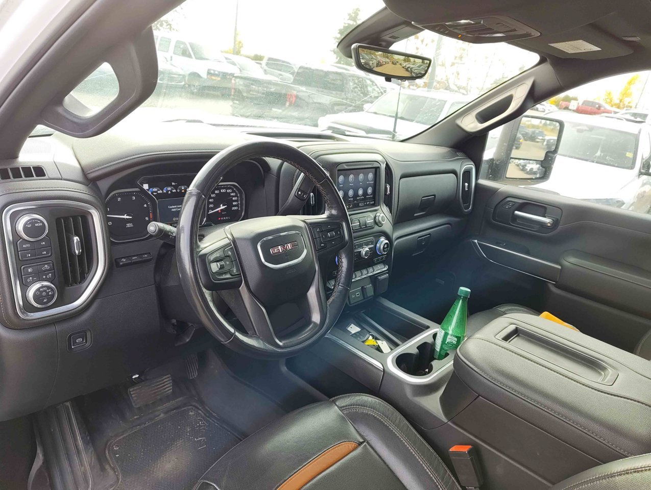 2022 GMC Sierra 3500HD 4WD Crew Cab 159 AT4 White Sherwood Park - photo #5