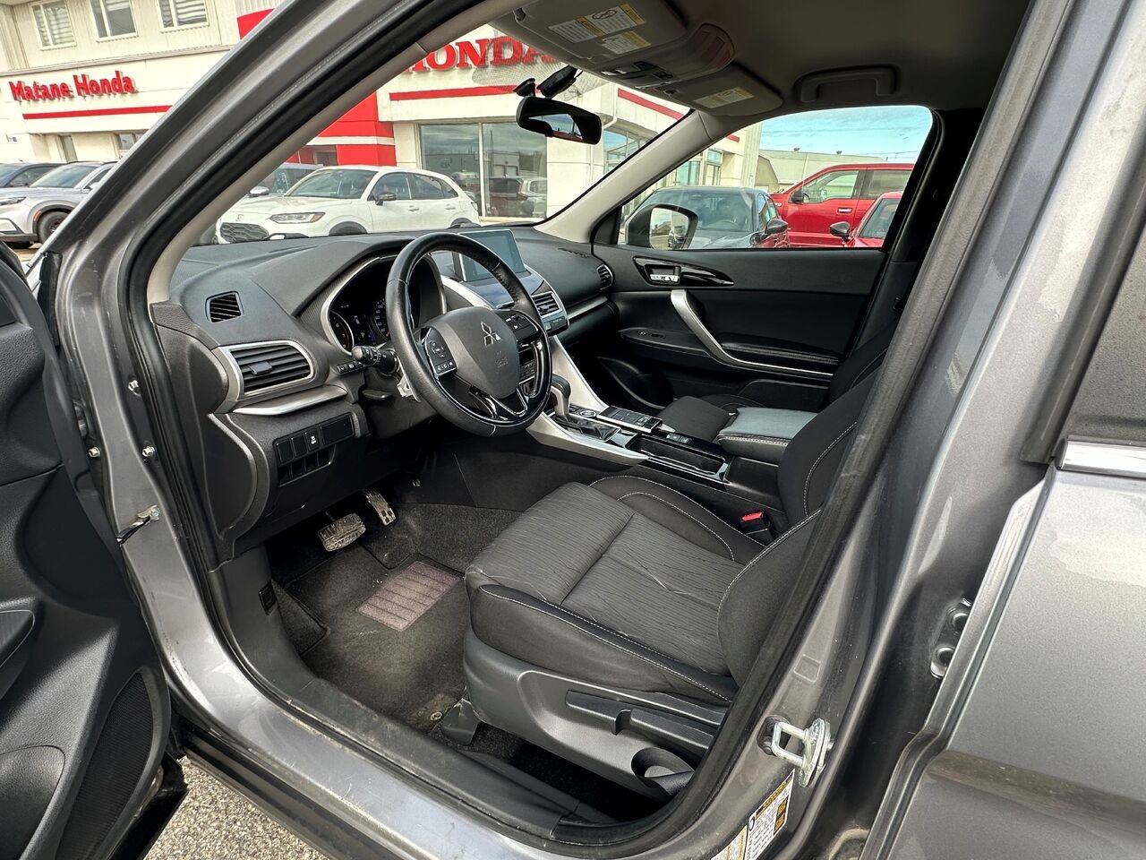 Mitsubishi Eclipse Cross SE S-AWC 2018 Gris Matane - photo #9
