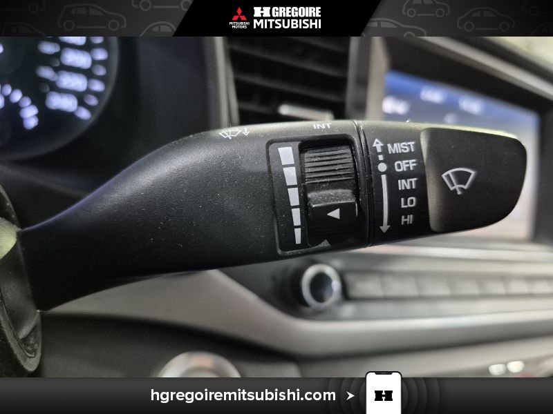 2018 Hyundai Elantra Black Blainville - photo #23