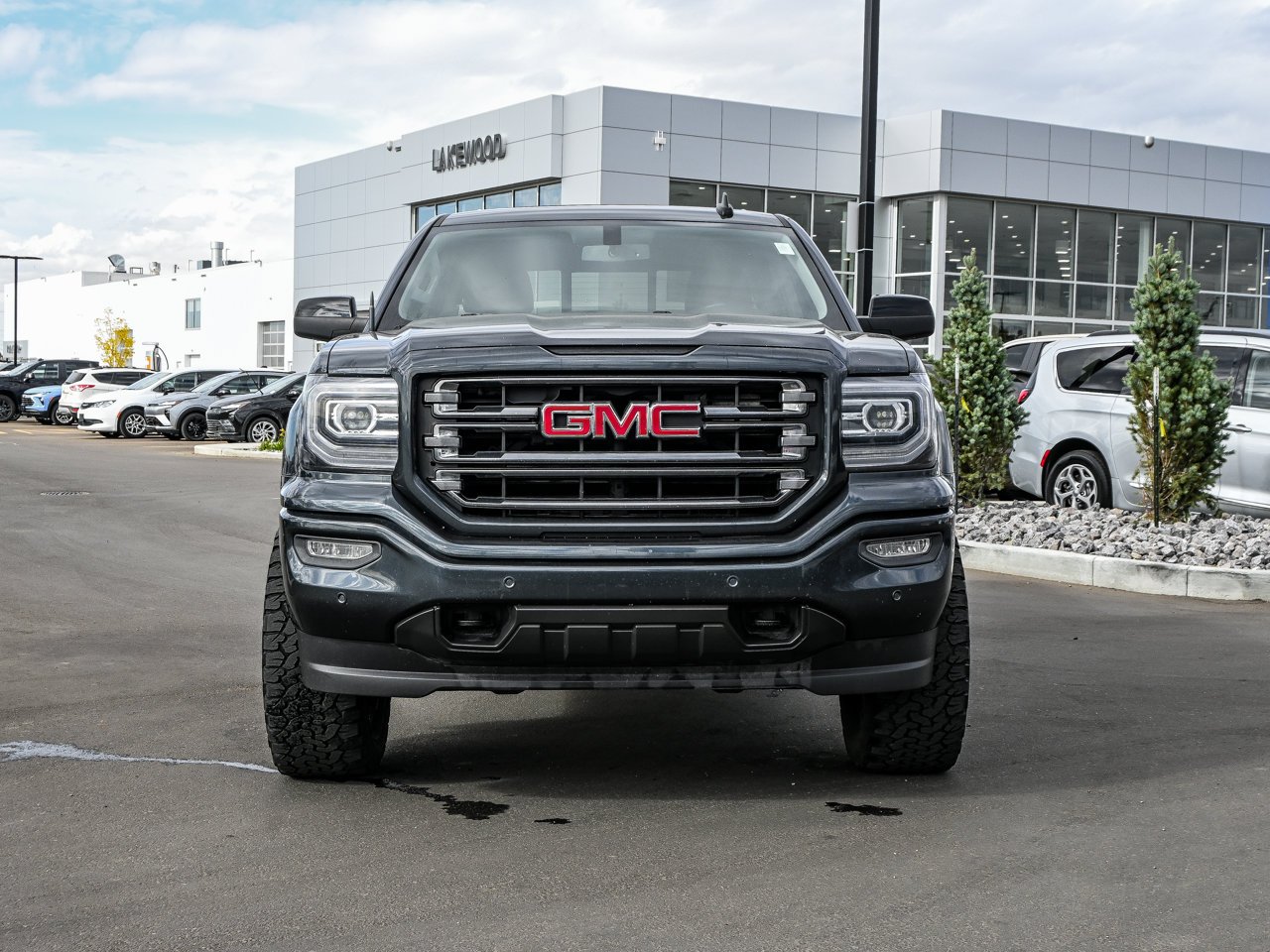2018 GMC Sierra 1500 4WD Crew Cab 143.5 SLT Grey Sherwood Park - photo #2