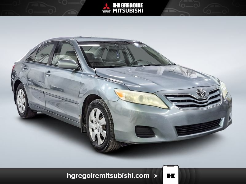 2010 Toyota Camry Green Blainville - photo #0