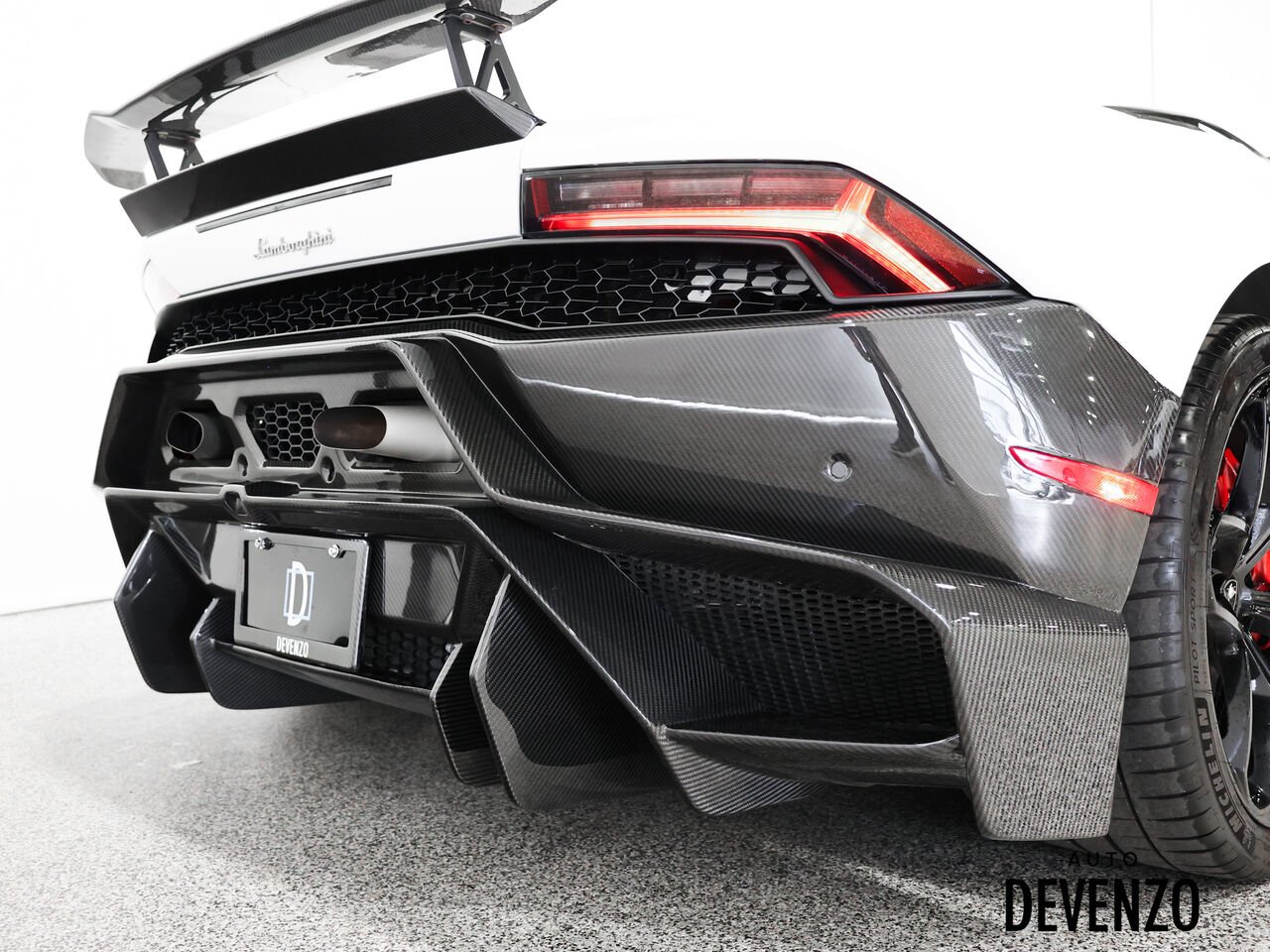 2017 Lamborghini Huracan White Saint-Eustache - photo #5