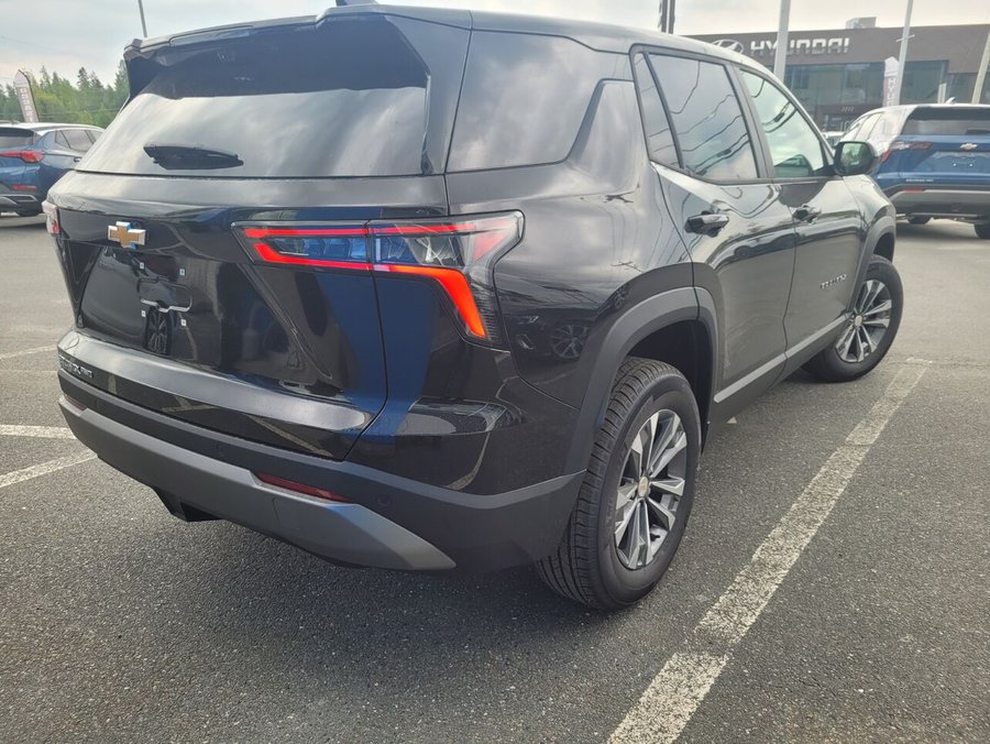 2027 Chevrolet Equinox LT 4 portes à transmission intégrale avec 2LT Mosaic Black Metallic