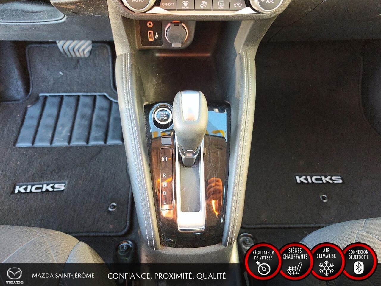 Nissan Kicks SV | JAMAIS ACCIDENTÉ | SIÈGES CHAUFFANTS | APPLE CARPLAY | DÉMARREUR À DISTANCE 2020 Bleu Saint-Jérôme - photo #17