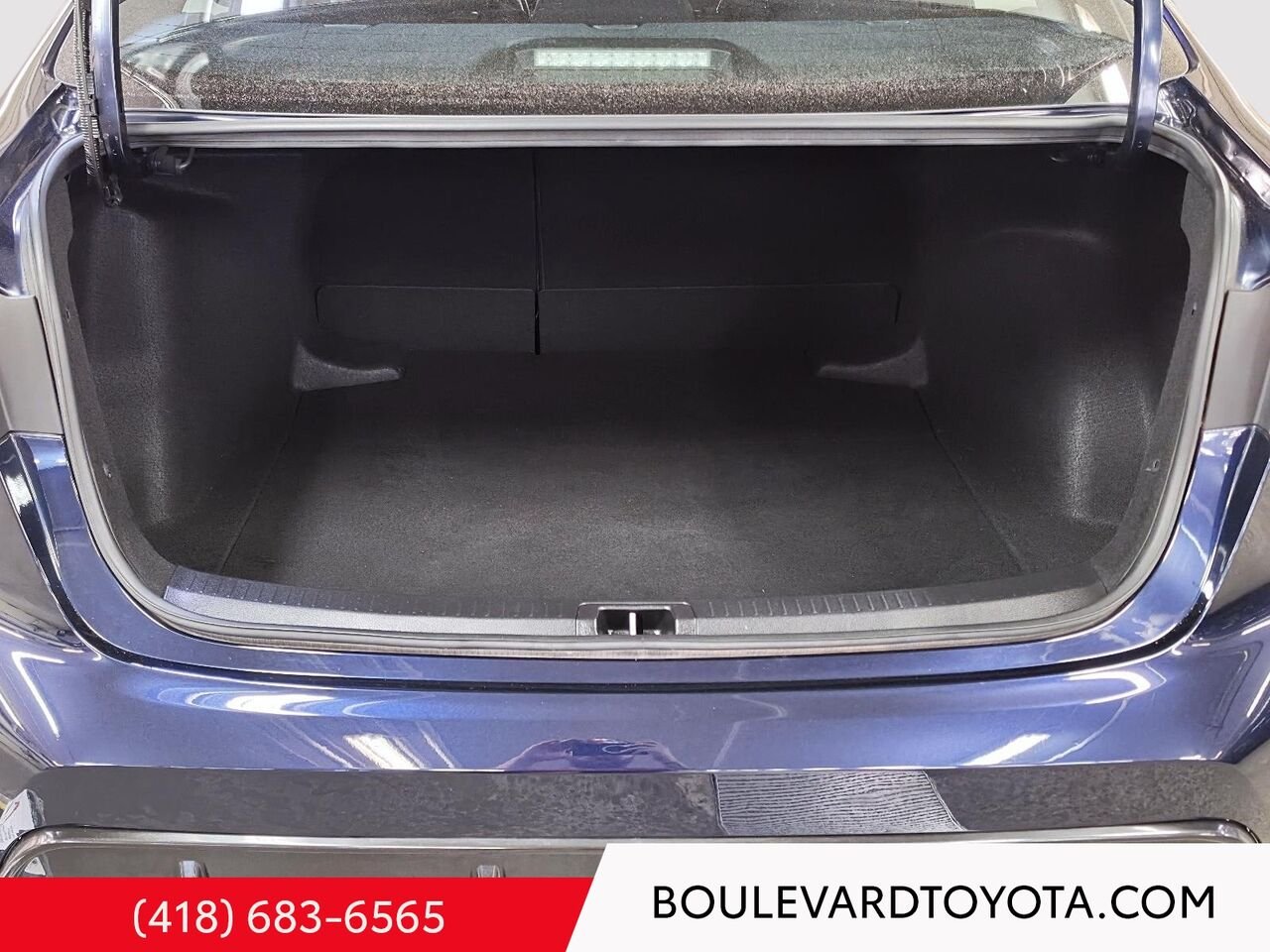 2024 Toyota COROLLA 100592A-40 | SE Blue Québec - photo #17