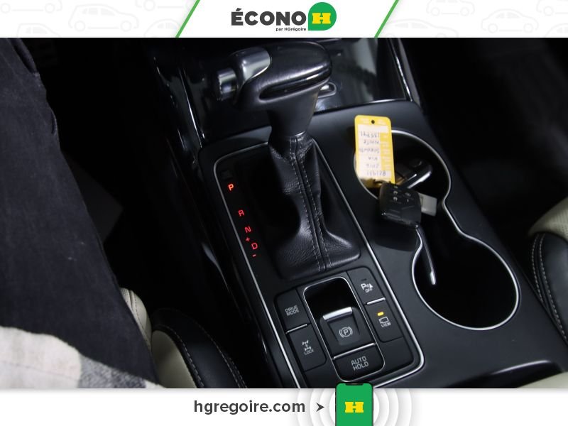 2016 Kia Sorento White Laval - photo #12