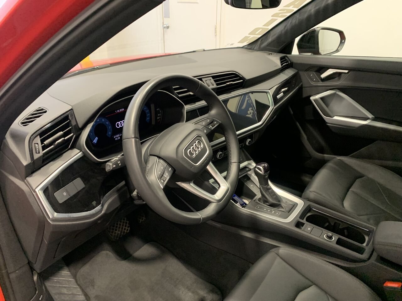 2024 Audi Q3 Komfort 40 TFSI quattro Red Châteauguay - photo #21