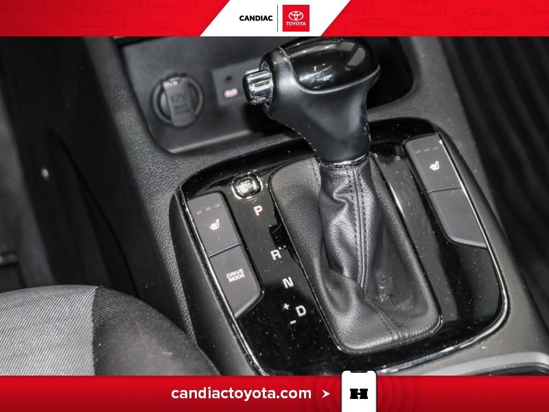 2017 Kia Forte White Laval - photo #27