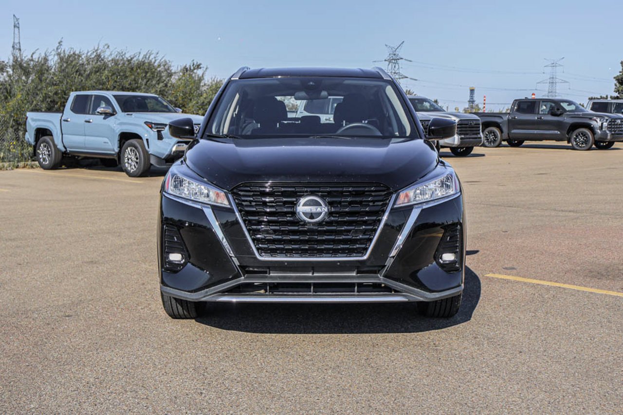 2024 Nissan Kicks SV FWD Black Sherwood Park - photo #11
