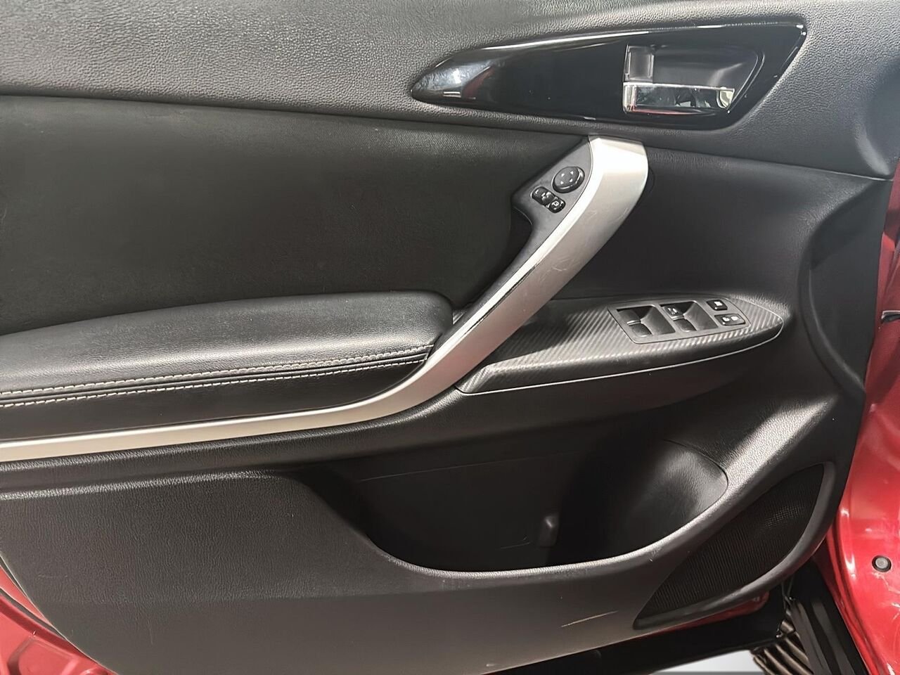 MITSUBISHI ECLIPSE CROSS SE 2018 Rouge Saint-Hyacinthe - photo #9