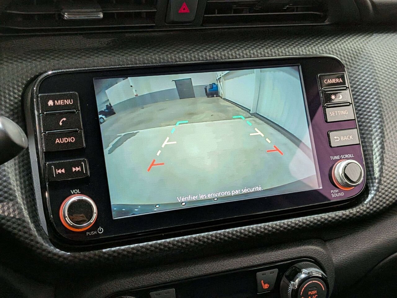 2025 Nissan Kicks Play SV FWD Black Val-David - photo #22