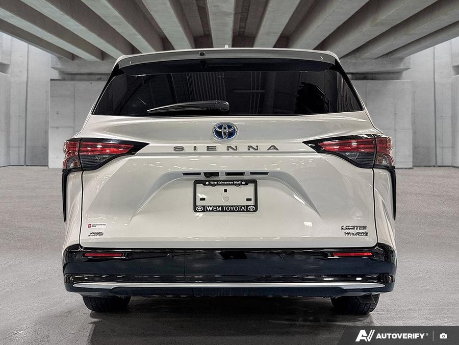 2024 Toyota Sienna Limited White