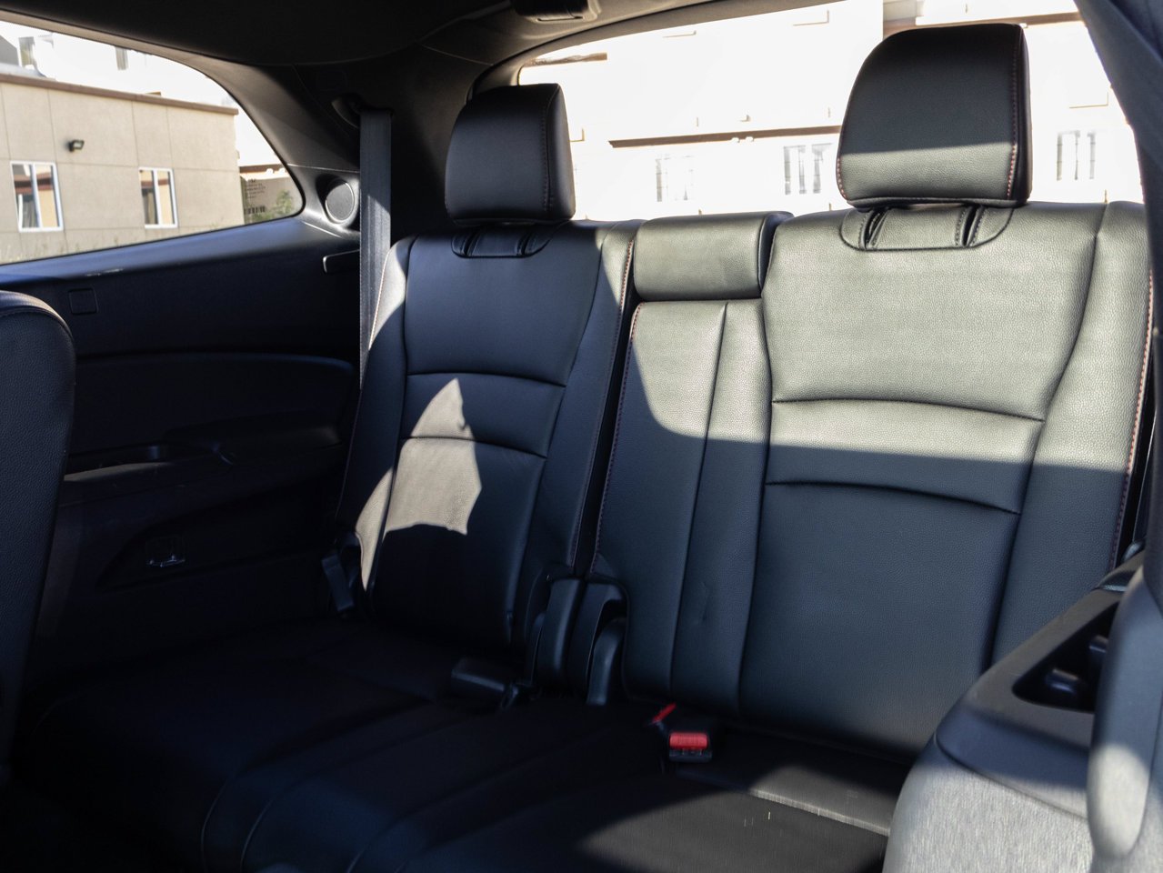 2020 Honda Pilot Black Edition AWD White Sherwood Park - photo #31