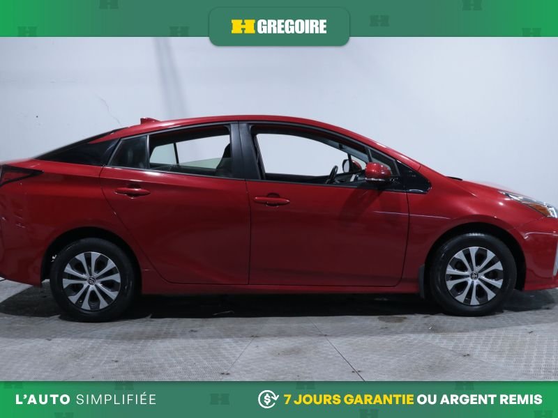 2019 Toyota Prius Red Carignan - photo #10