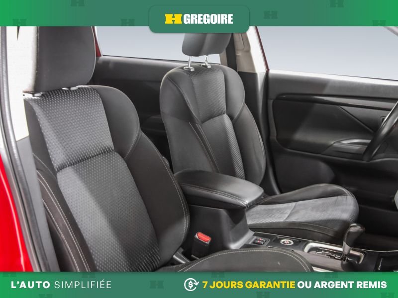 2020 Mitsubishi Outlander Red Blainville - photo #28