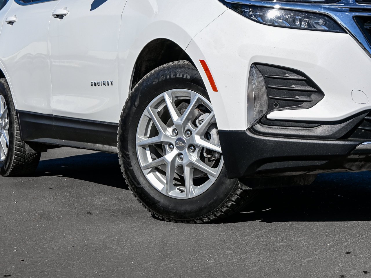 2024 Chevrolet Equinox AWD 4dr LT White Sherwood Park - photo #5