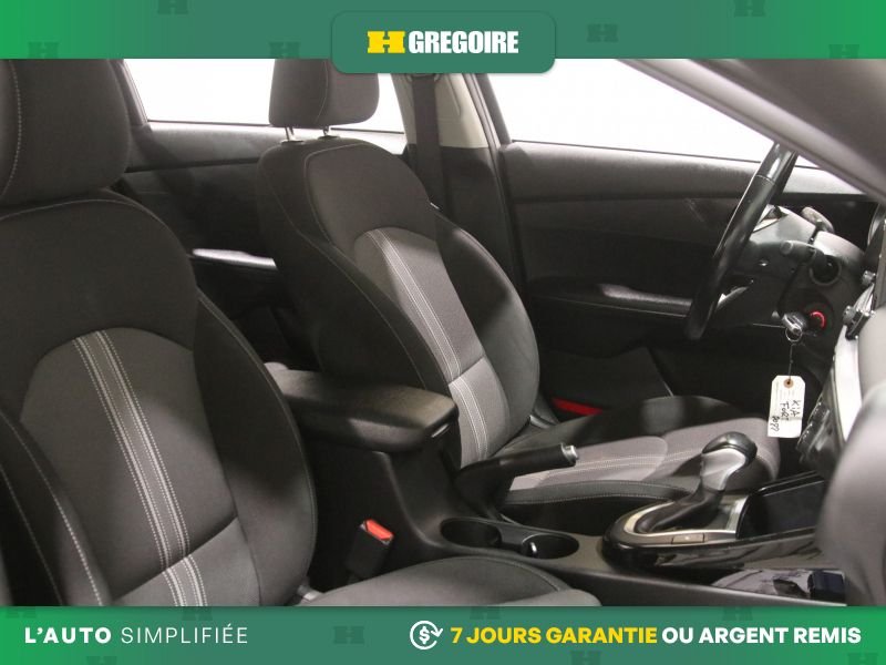 2022 Kia Forte Silver Blainville - photo #28