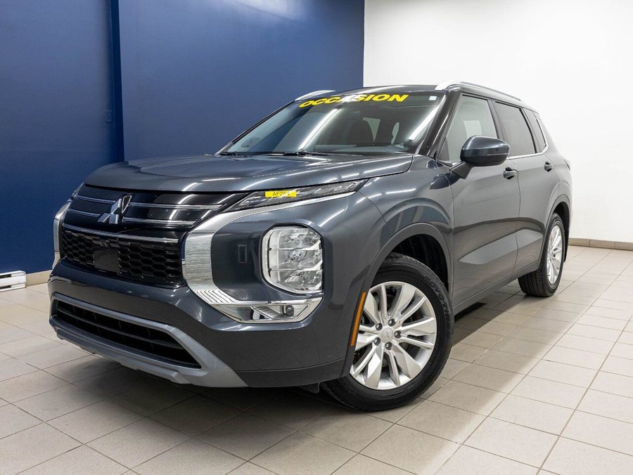 Mitsubishi Outlander SE AWD *TOIT* SIÈGES CHAUFF HAYON ELECT 7 PLACES 2025 Gris