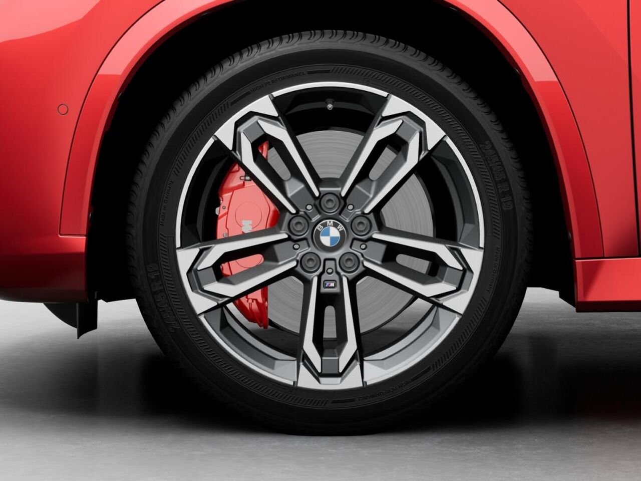 2026 BMW X1 Vegas Red Metallic Blainville - photo #6