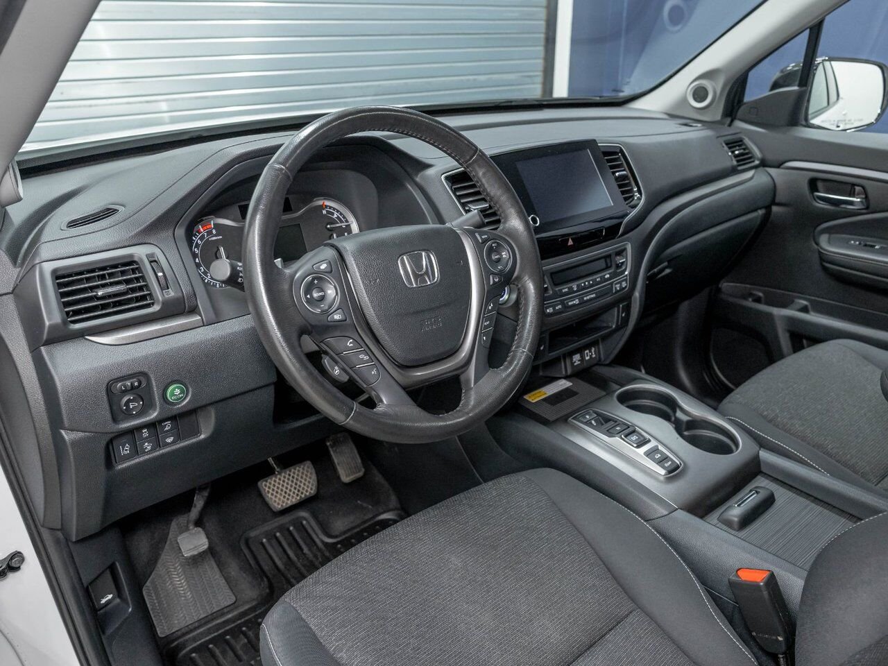 Honda Ridgeline SPORT V6 AWD *TOIT* CARPLAY *SIEGES / VOLANT CHAUF 2023 Blanc Saint-Jérôme - photo #1