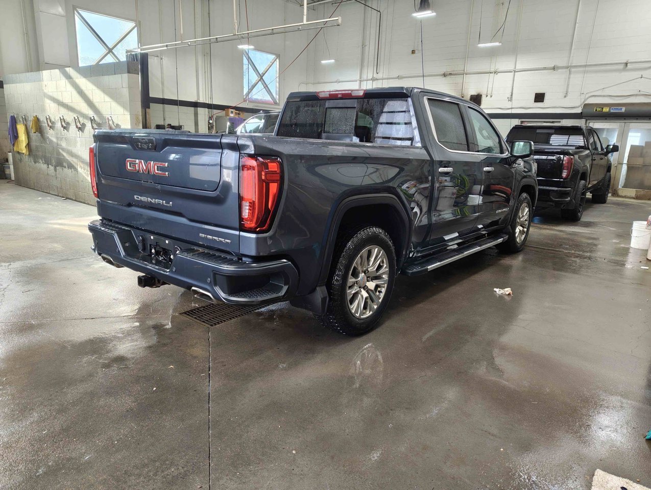 2019 GMC Sierra 1500 4WD Crew Cab 147 Denali Grey Sherwood Park - photo #5