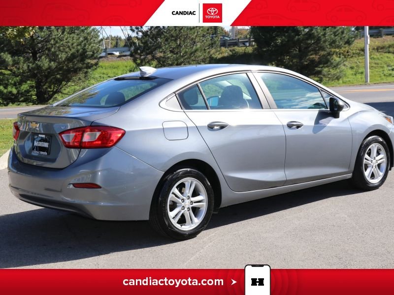 Chevrolet Cruze 2018 Gris Blainville - photo #8