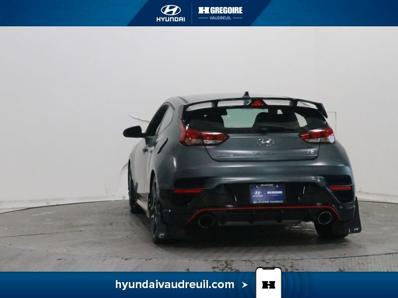 2022 Hyundai Veloster Grey Blainville - photo #10
