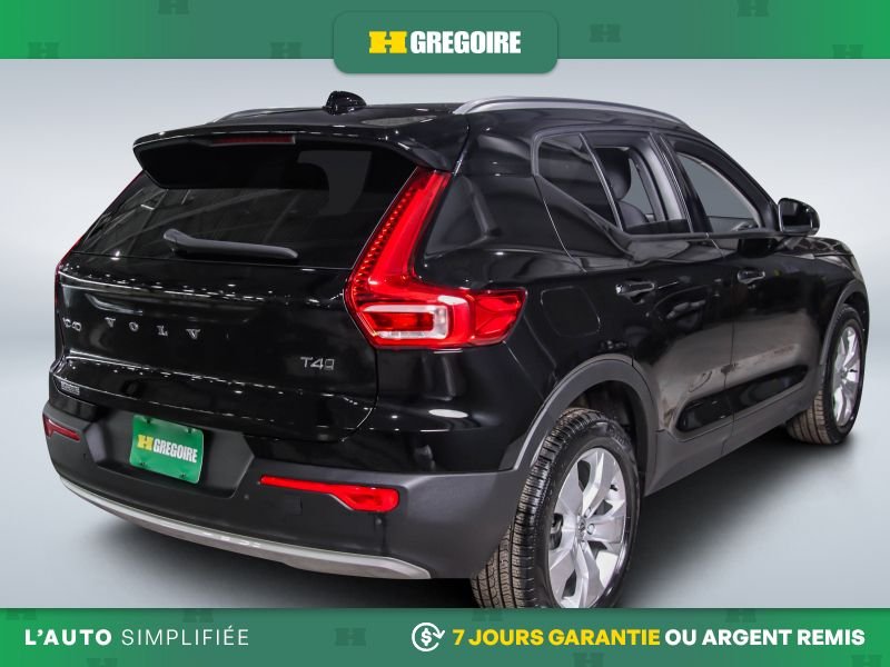 2021 Volvo XC40 Black Laval - photo #7