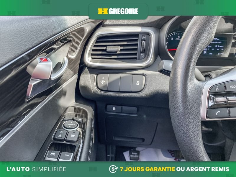 2020 Kia Sorento Grey Laval - photo #19