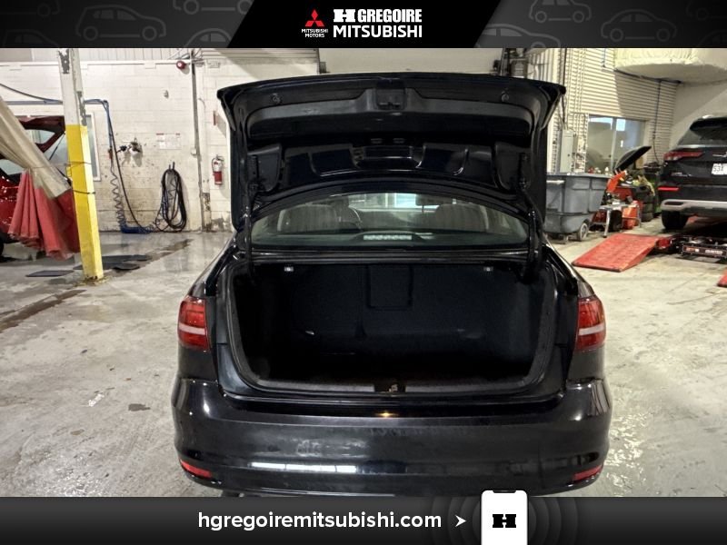 2017 Volkswagen Jetta Black Blainville - photo #28