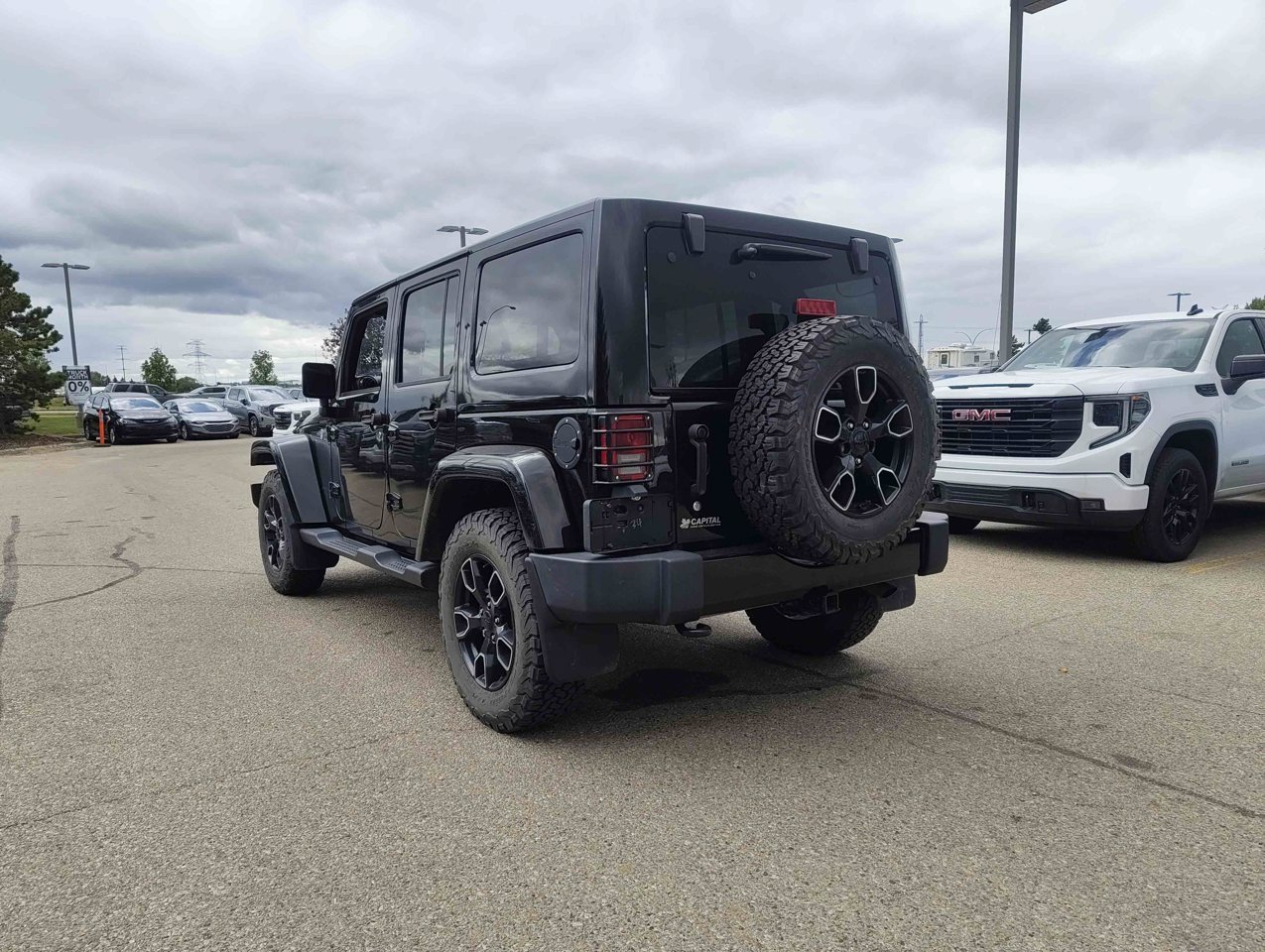 2018 Jeep Wrangler JK Unlimited Sahara 4x4 Black Sherwood Park - photo #4
