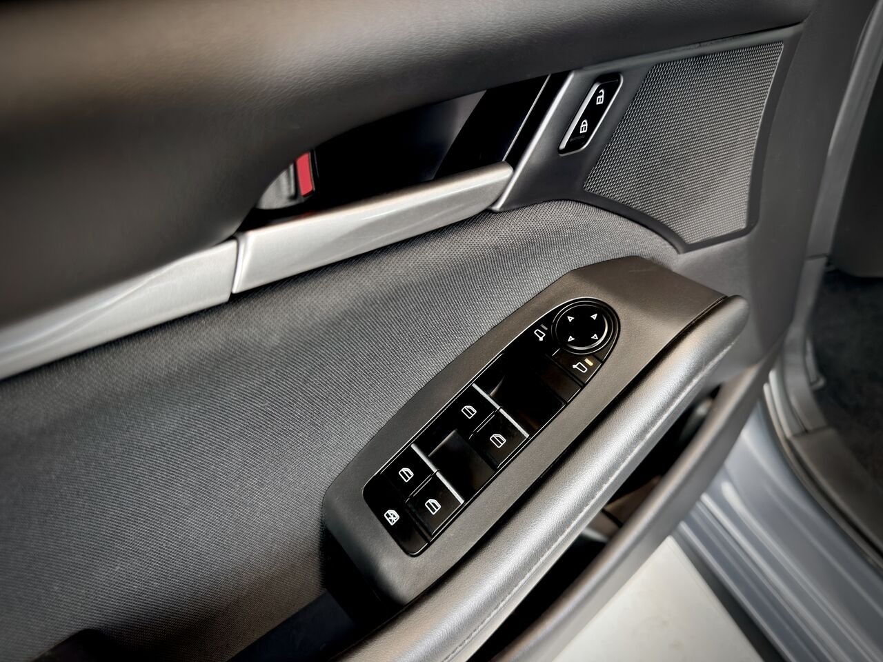 2022 Mazda Mazda3 Sport Grey Notre-Dame-des-Prairies - photo #20