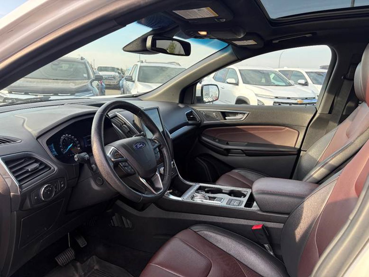 2022 Ford Edge Titanium AWD White Sherwood Park - photo #6