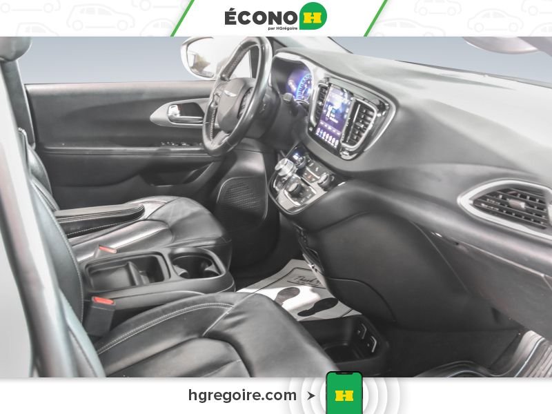 Chrysler Pacifica 2019 Gris Laval - photo #28