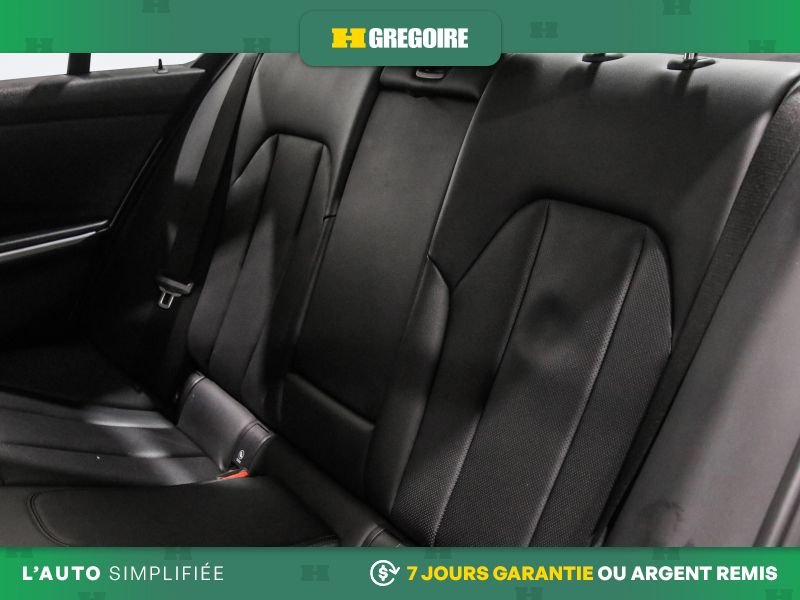 BMW 330 729903 | 330e HYB PLUT IN AUTO A/C CUIR TOIT NAV GR ELECT M 2022 Blanc Laval - photo #26