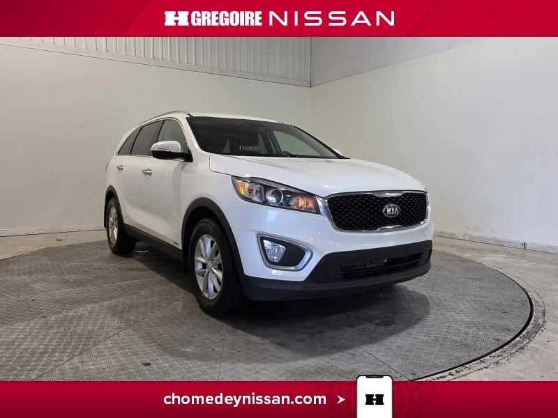 2016 Kia Sorento White Laval - photo #0