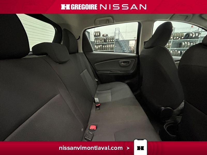 2017 Toyota Yaris Black Blainville - photo #13