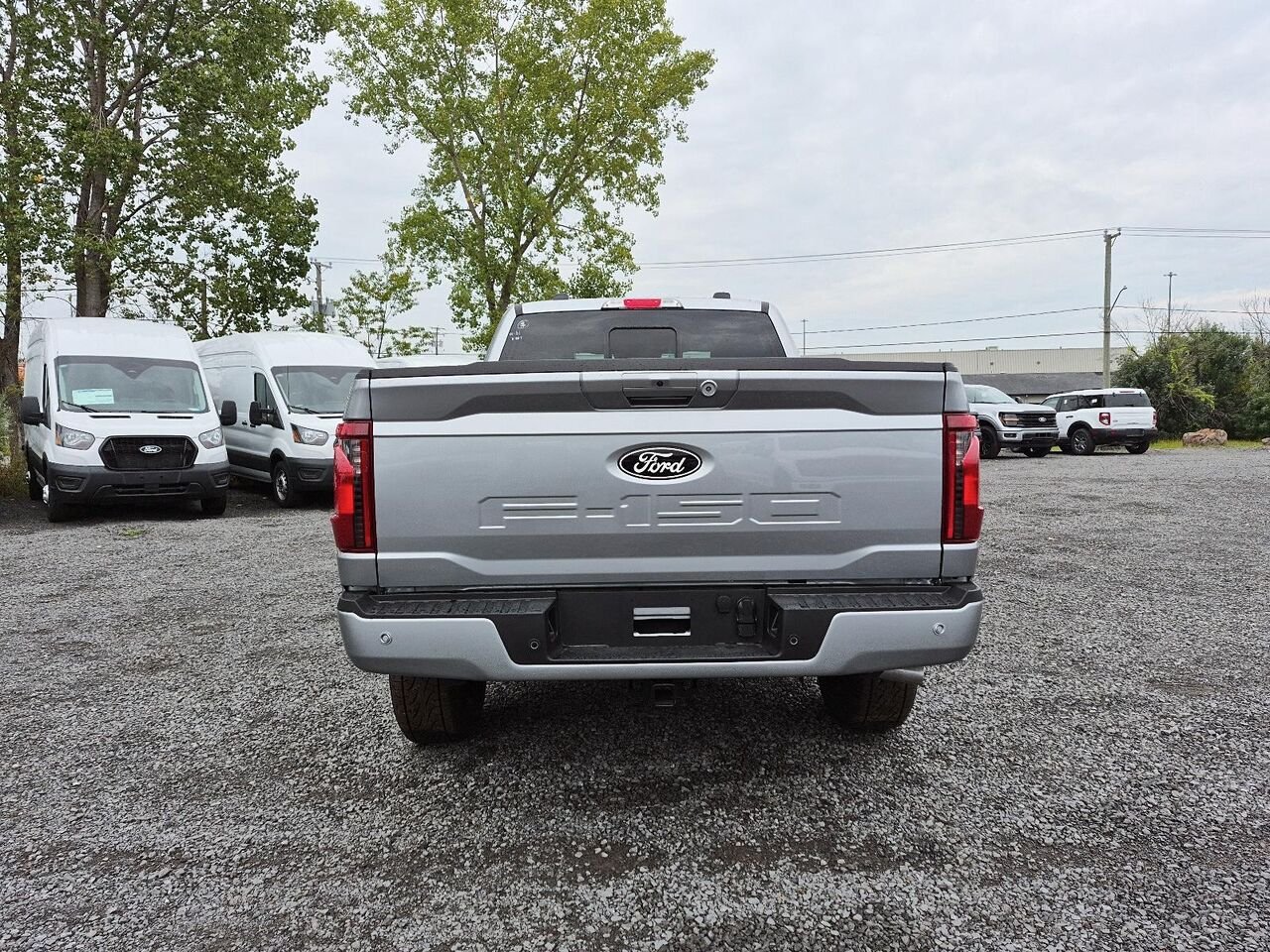 2026 Ford F-150 Iconic Silver Metallic Saint-Jérôme - photo #4