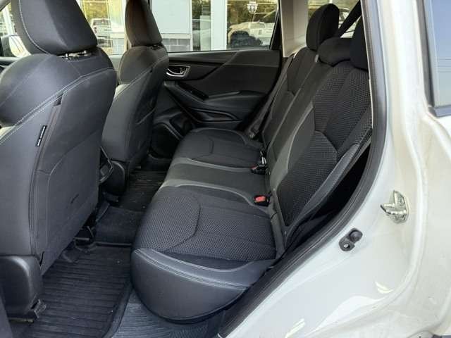 2019 Subaru Forester White Saint-Basile-le-Grand - photo #12