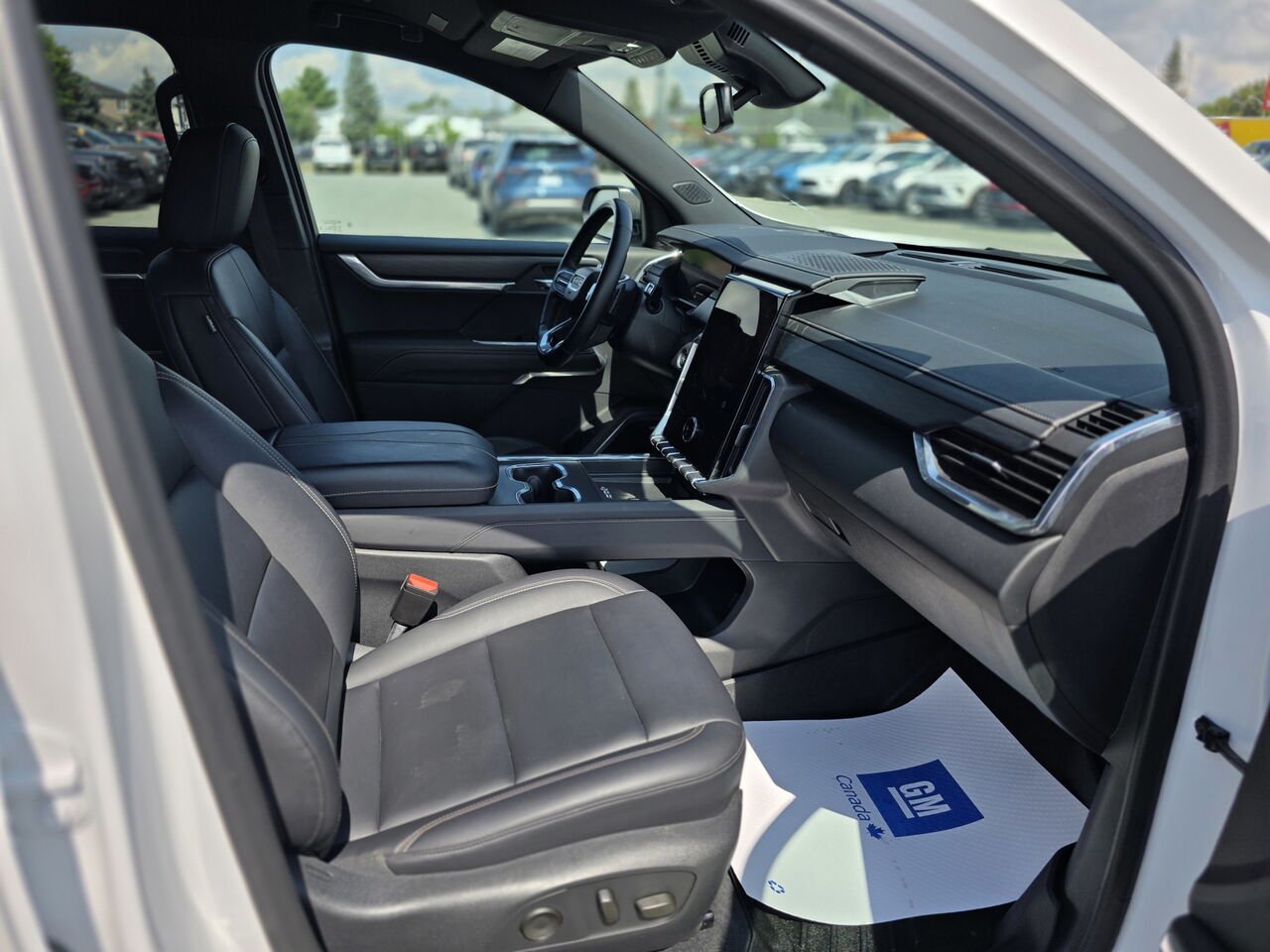 2024 GMC Acadia Elevation White Rouyn-Noranda - photo #48