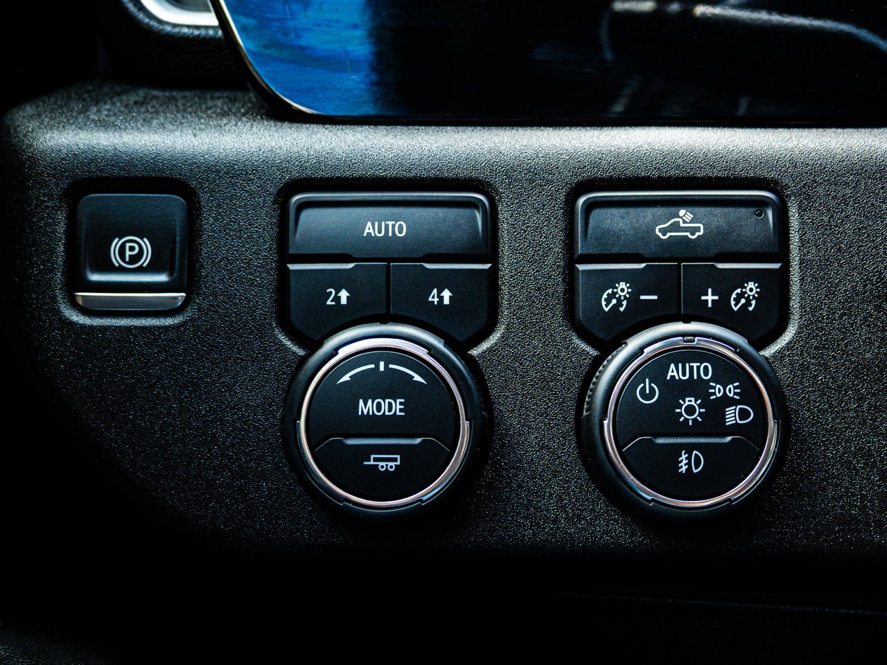 2024 Chevrolet Silverado 1500 4WD Crew Cab 147 RST Black Sherwood Park - photo #18