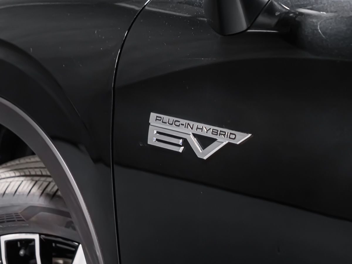 Mitsubishi Outlander PHEV SEL 2026 Fini taillé diamant Noir de qualité supérieure Montréal - photo #27