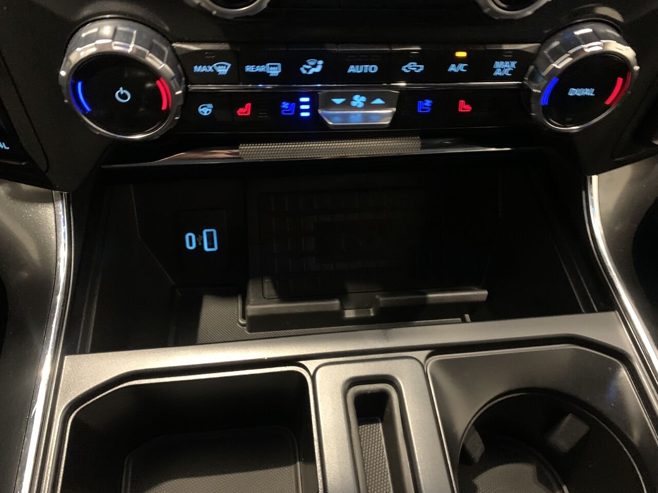Ford F-150 LARIAT CREW CAB 502A, MAX TOW, GEN 2.0KW 2022 Noir Châteauguay - photo #34