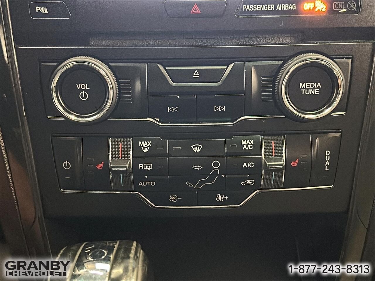 2018 Ford Explorer XLT, quatre roues motrices | G3898 Red Granby - photo #17