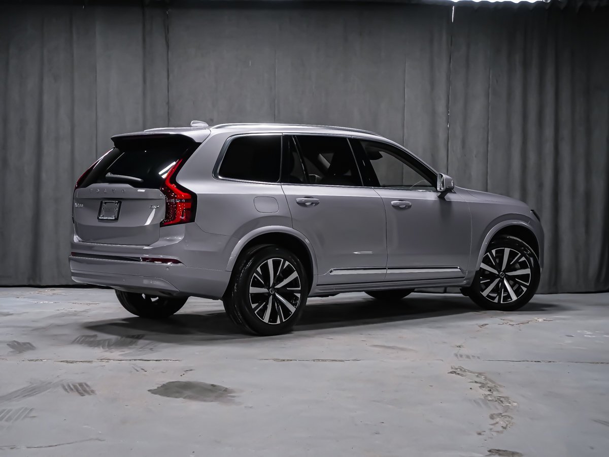 Volvo XC90 B6 CORE BRIGHT 2026 Argent Montréal - photo #5